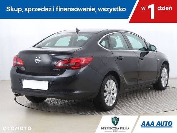 Opel Astra - 6