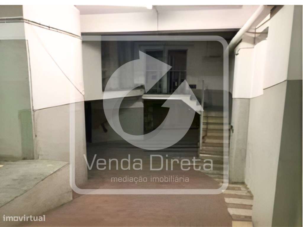 Armazém com 1.024 m² em São Domingos de Benfica - Excelente Oportun...-9