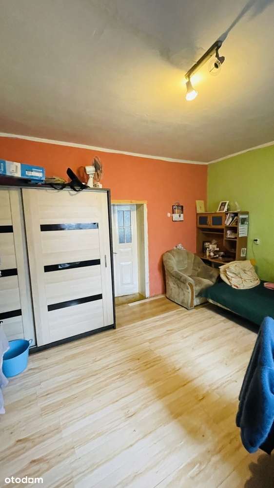 Dom z potencjałem na dużej działce.-5