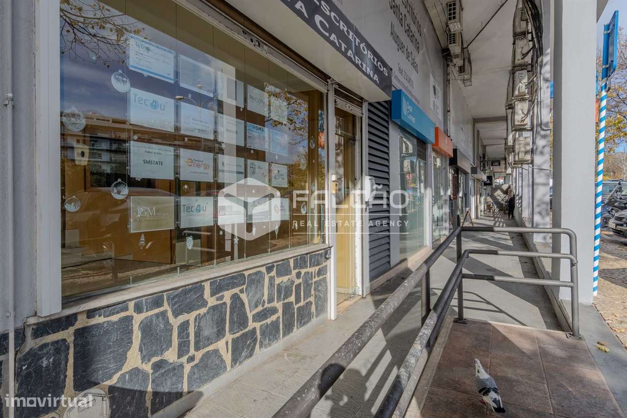 Loja  Venda em Algés, Linda-a-Velha e Cruz Quebrada-Dafundo,Oeiras-35