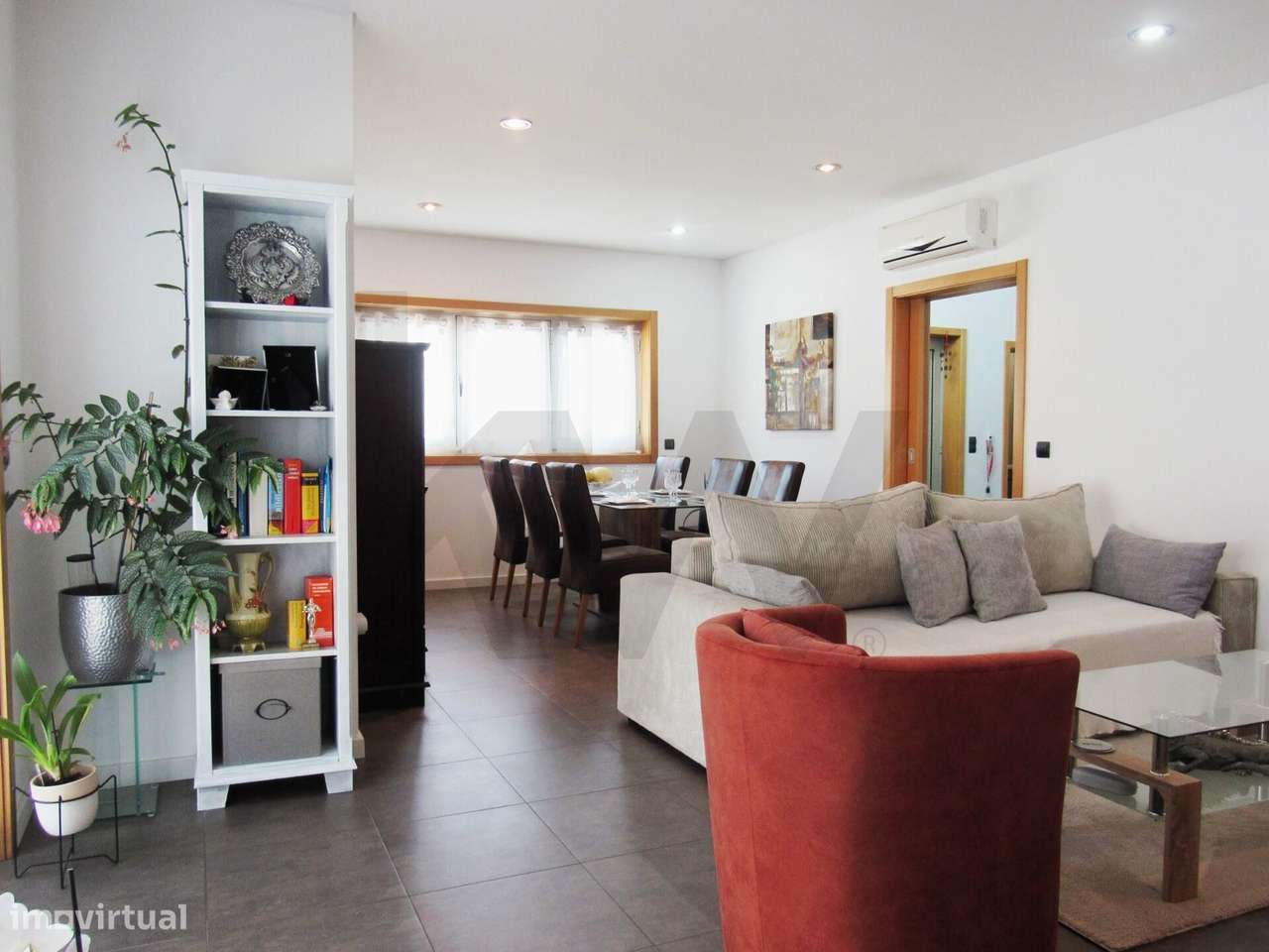 Moradia Térrea com Salão Superior | A 7 Minutos do Centro de Oliveira - Grande imagem: 5/38