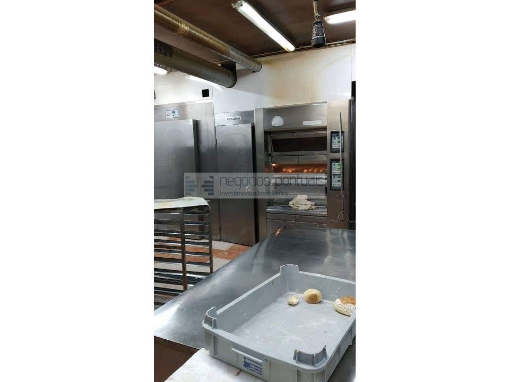 Vende-se lojas com negocio a funcionar Padaria, pastelaria, restaur... - Grande imagem: 5/13