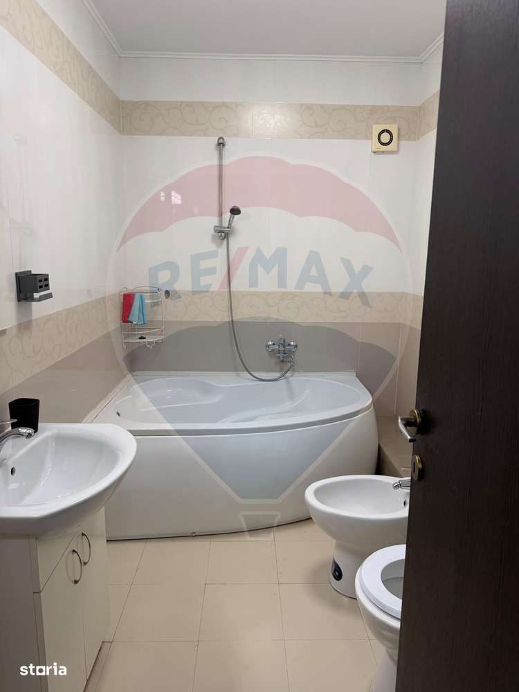 De vanzare apartament cu 2 dormitoare si living open space în Nufarul-6