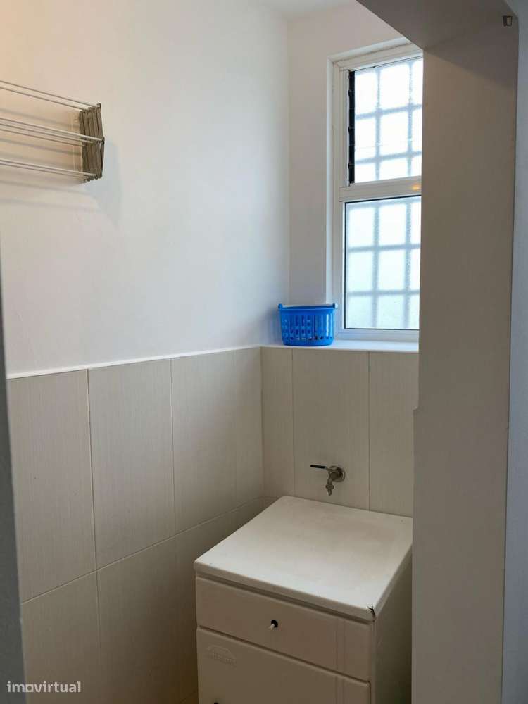 Apartamento com 2 quartos - localizado em Sé Porto - Grande imagem: 5/9