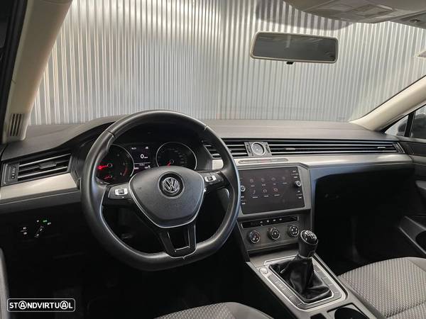 VW Passat Variant 1.6 TDI Confortline - 16