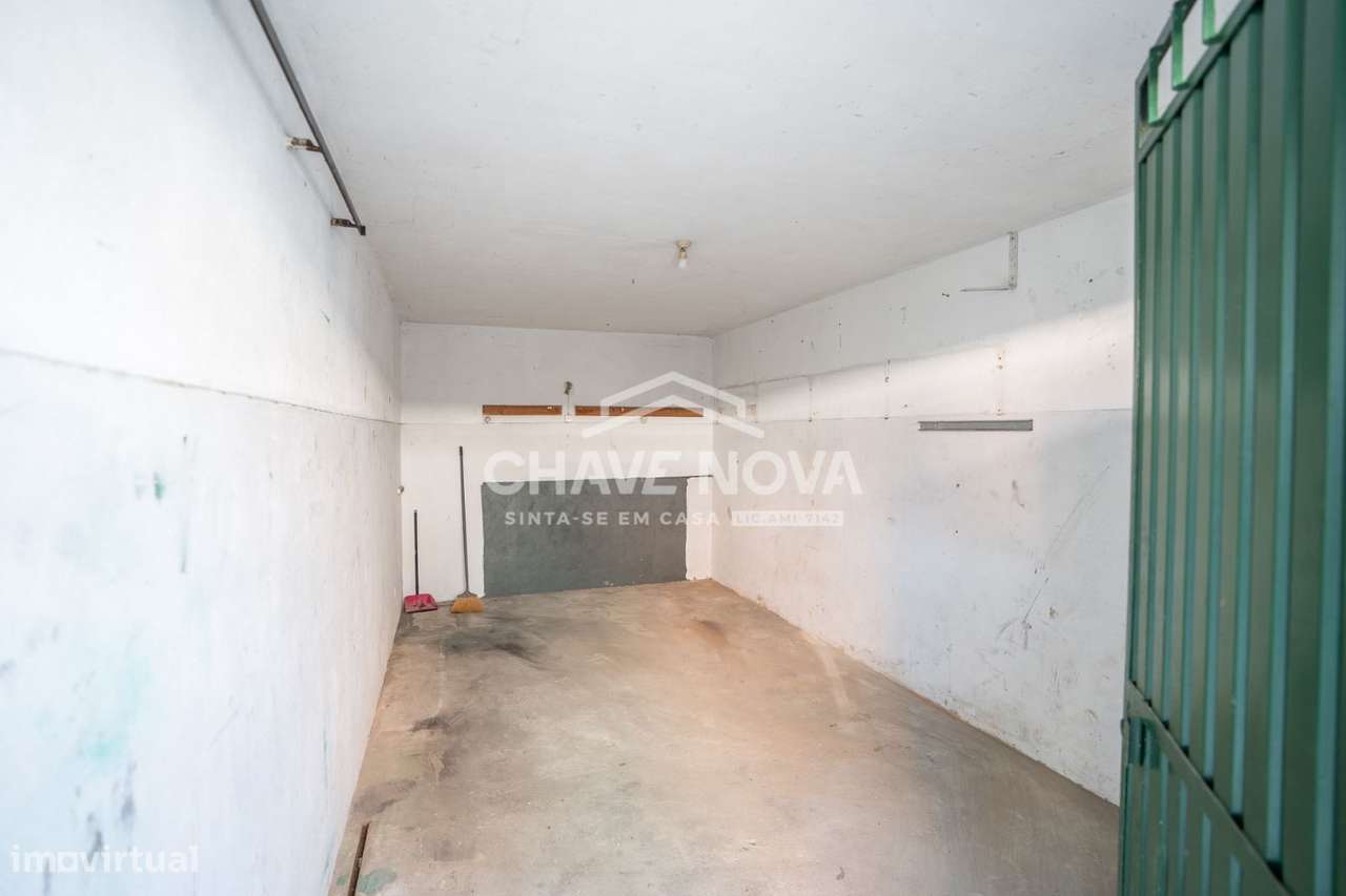 Apartamento T2 Varandas e Garagem Box – Águas Santas-15