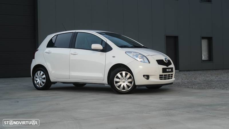 Toyota Yaris - 2