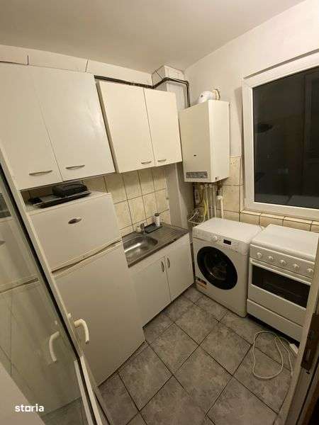 Garsoniera de vanzare Focsani-Sud, Termopan, AC, Izolata, Gaze, CT - Imagine principală: 3/8
