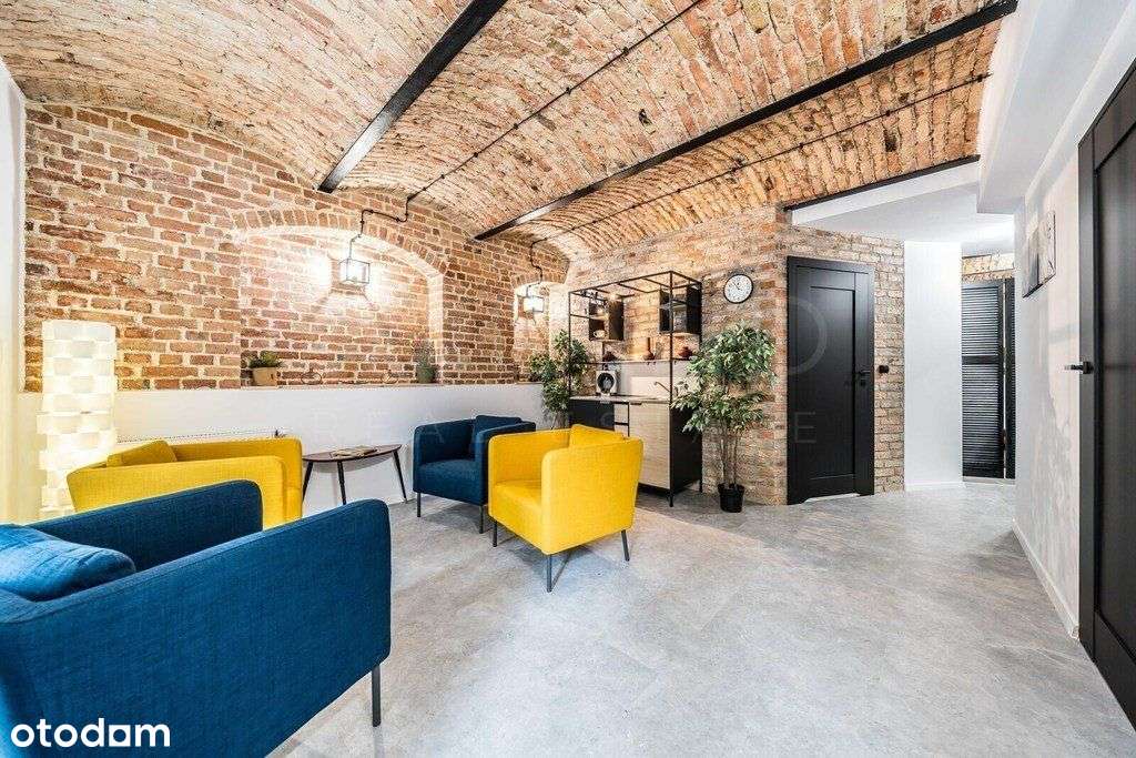 Lokal po remoncie w zrewitalizowanej kamienicy!-1