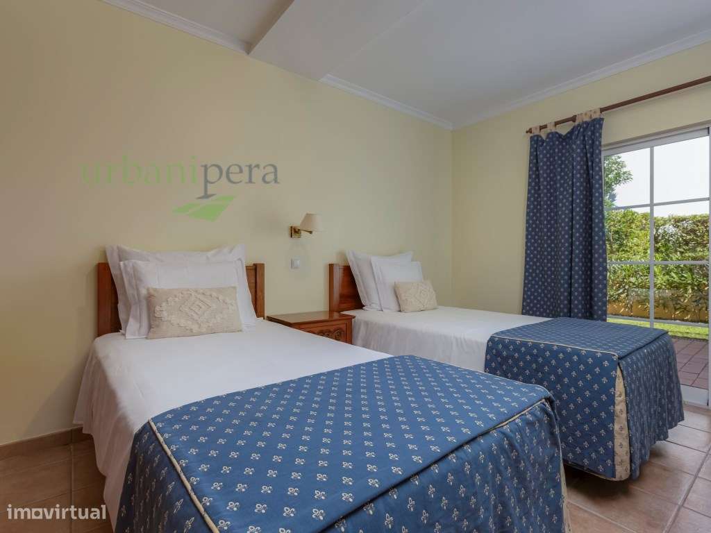 Apartamento T2 frente piscina-12