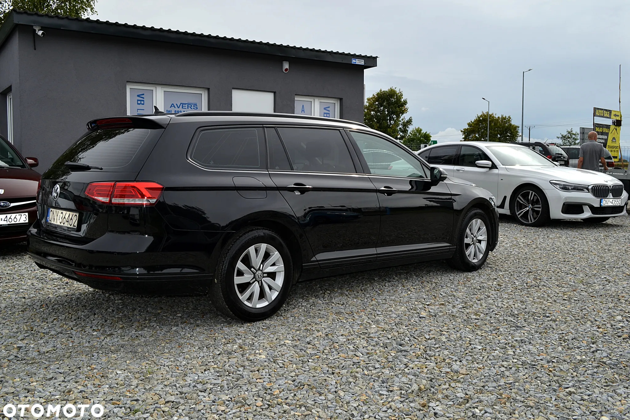 Volkswagen Passat 1.6 TDI BMT Trendline - 12