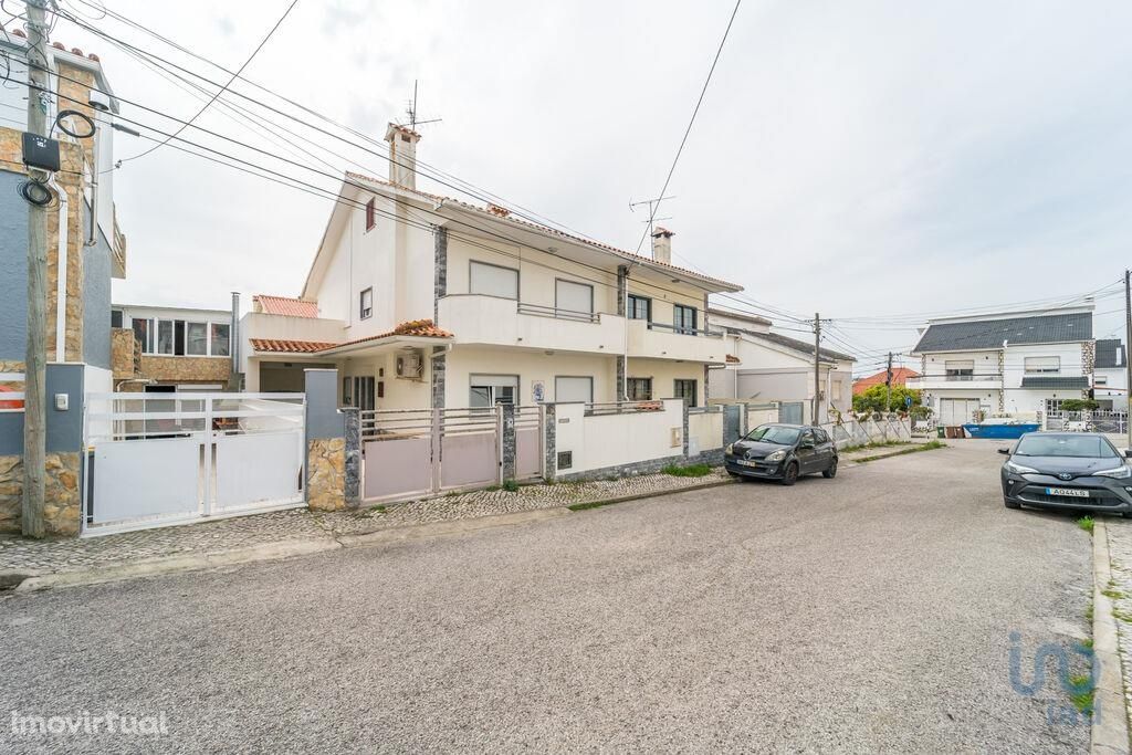 Casa de Cidade T5 em Setúbal de 186,00 m2