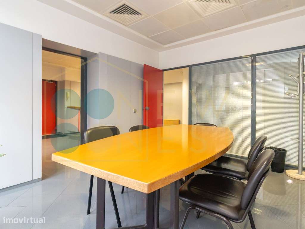 Escritório amplo com terraço de 77m2 na baixa de Setúbal, com possi...-28