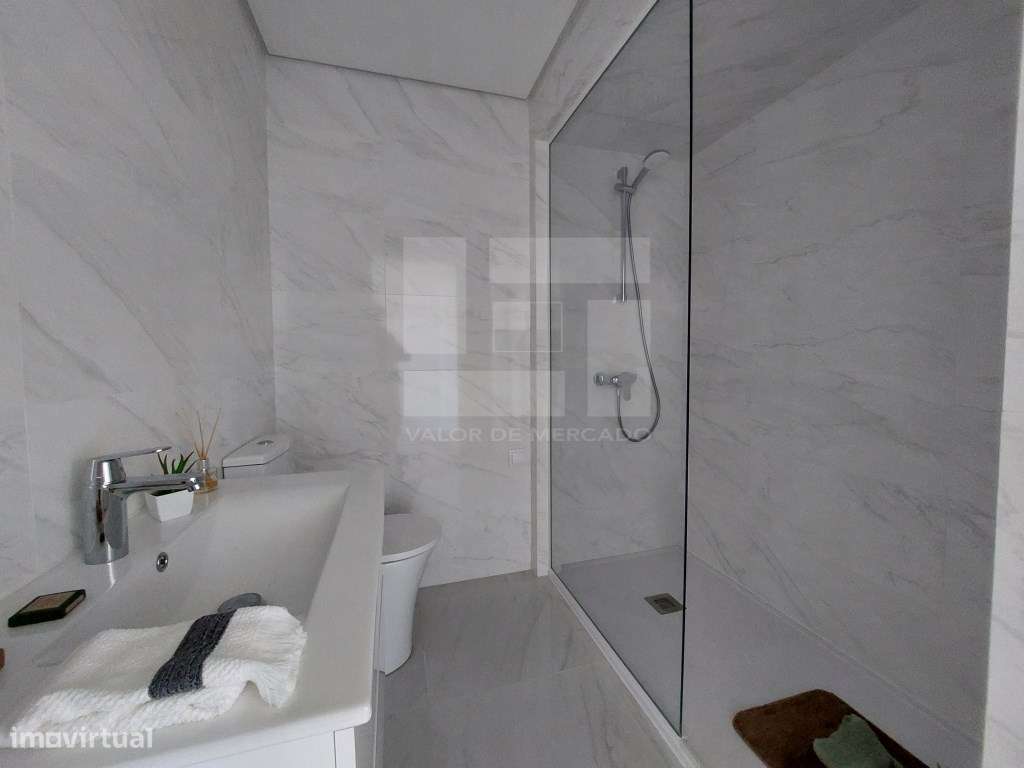 Apartamento T3 EM REMODELAÇÃO, 3º andar, Rua Engenheiro Nobre Guedes-20