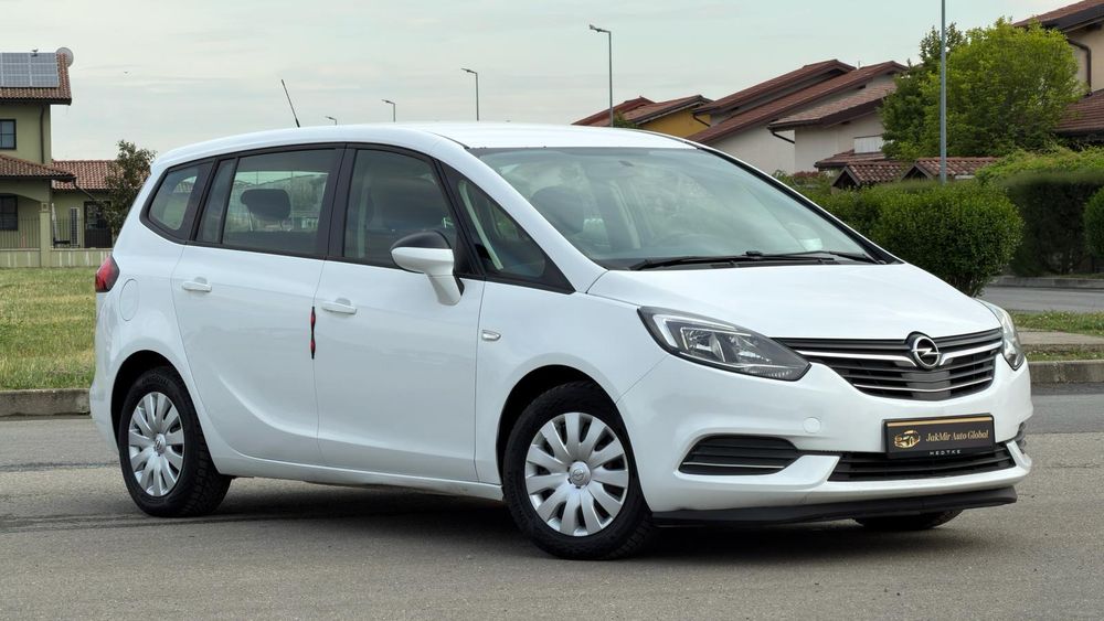Opel Zafira 2018