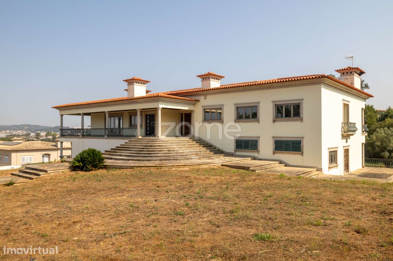 Moradia individual T7 São Martinho de Bougado Trofa - Grande imagem: 2/57