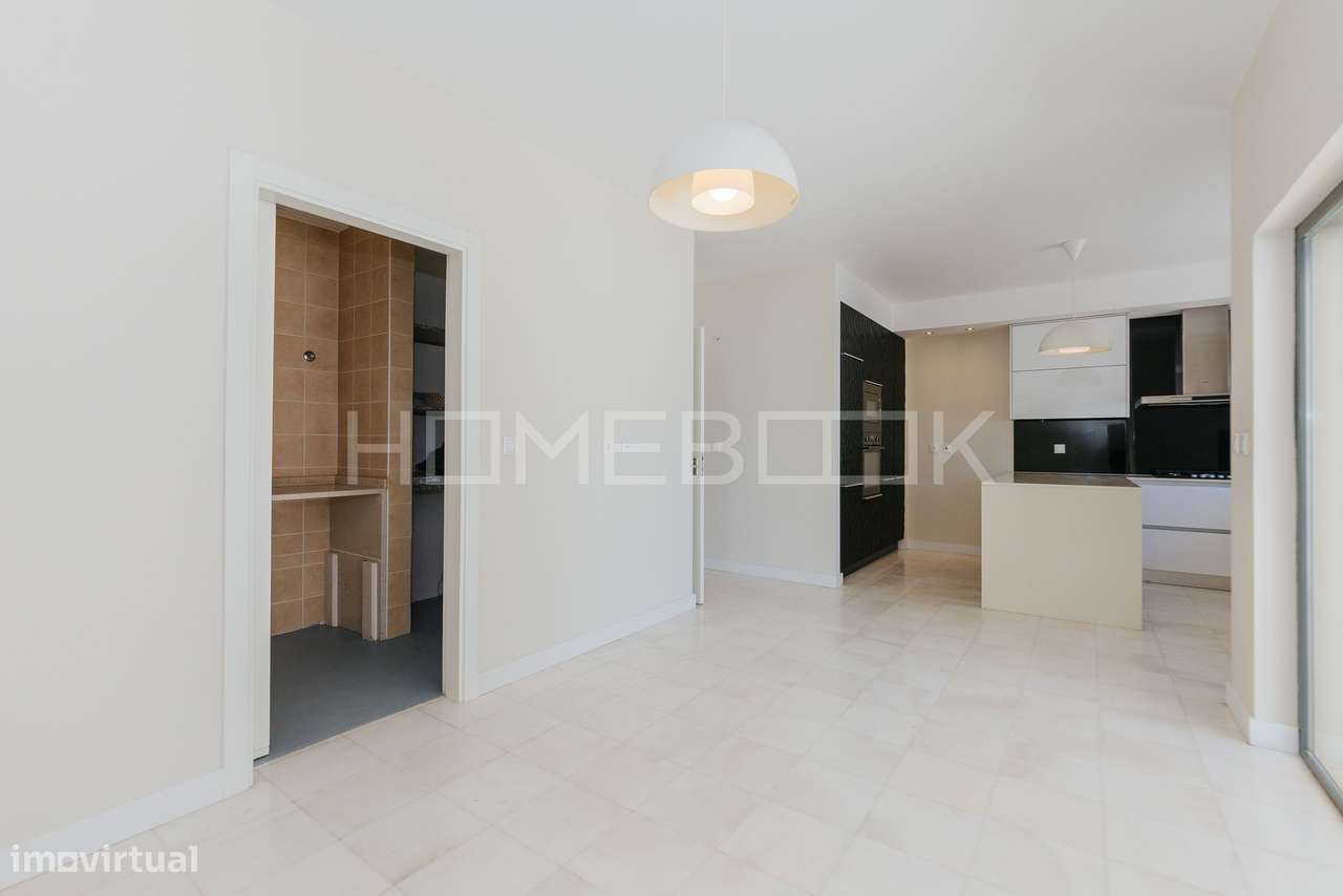 MORADIA T4+1 VÁRZEA DE SINTRA, 3 PISOS, GARAGEM e PISCINA-21