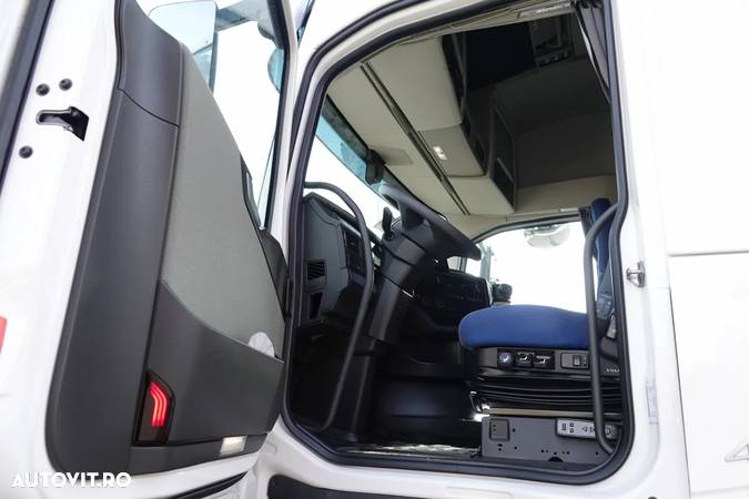 Volvo GLOBETROTTER / 2023 / 85 MII KM / REZERVORARE 1480 L / I-SHIFT / I-SAVE / - 24