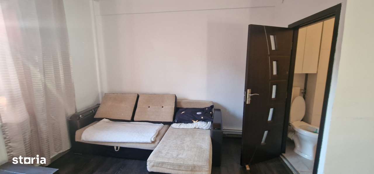 Vanzare garsoniera et. 3  Zona  Gara de sud-2