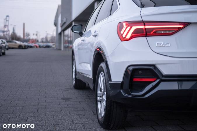 Audi Q3 Sportback - 8