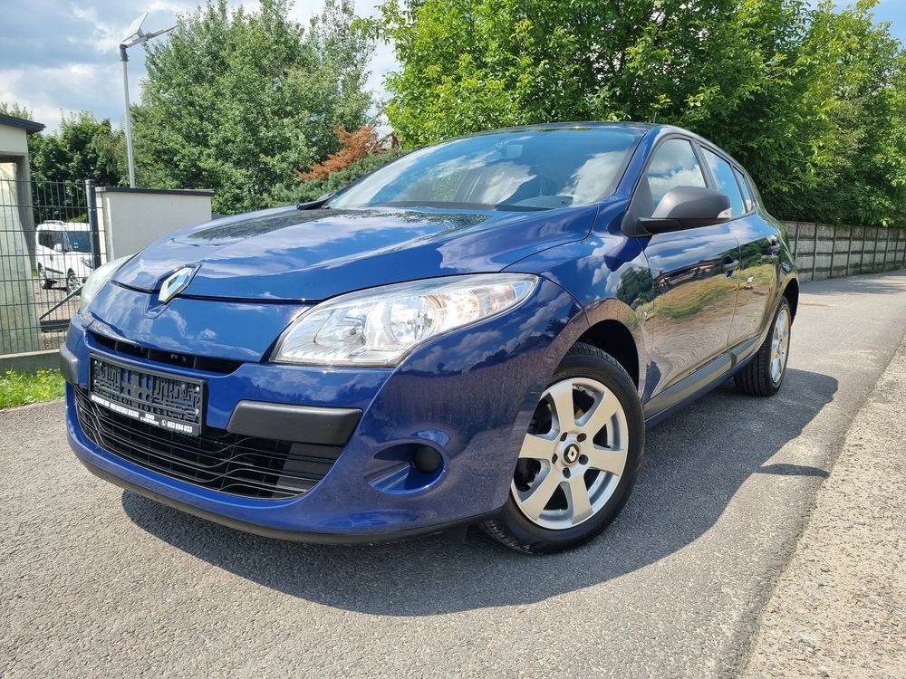 Renault Megane III (2008-2016) 1.6 16V Authentique 2010
