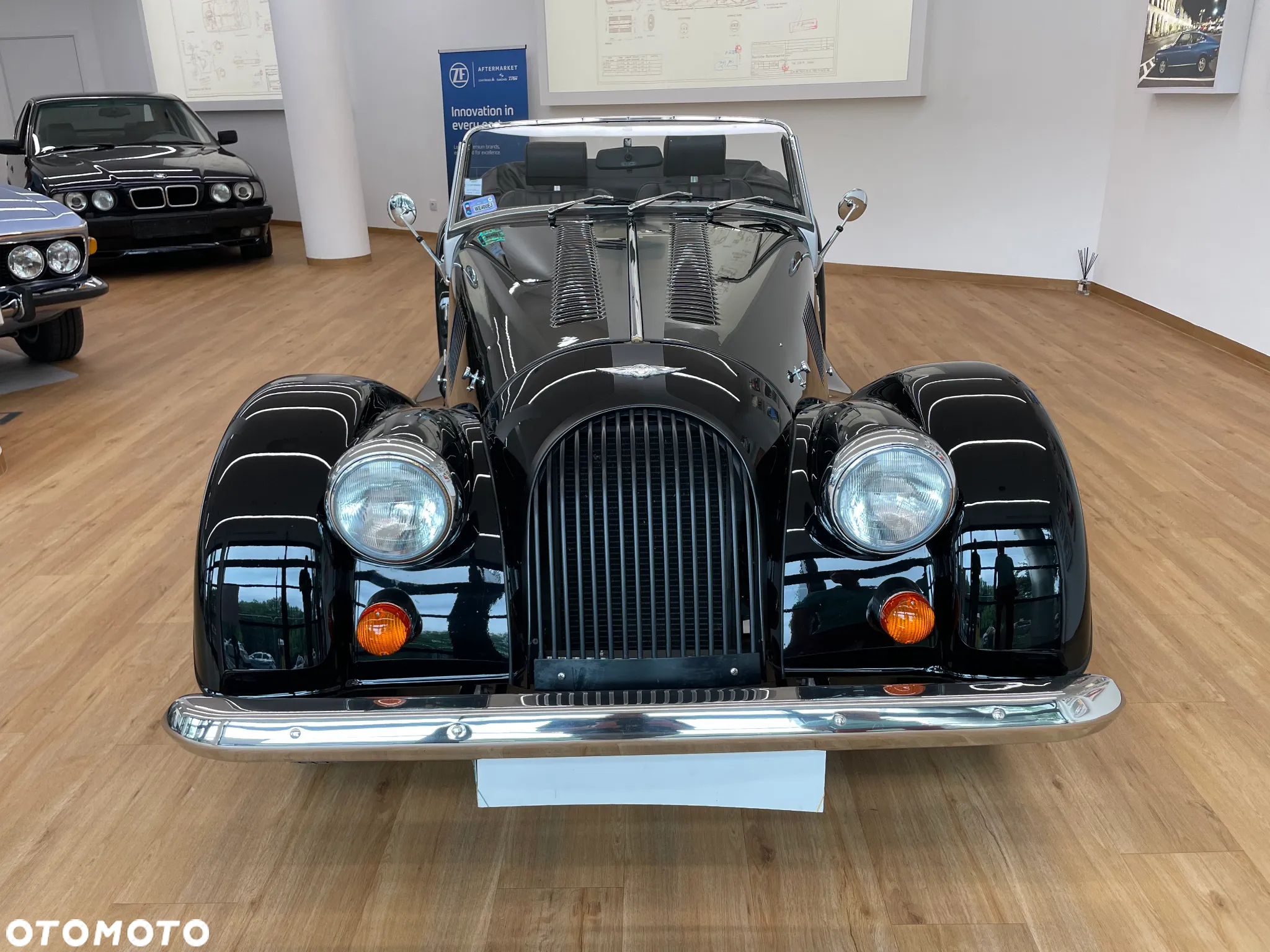 Morgan Plus 4 - 5