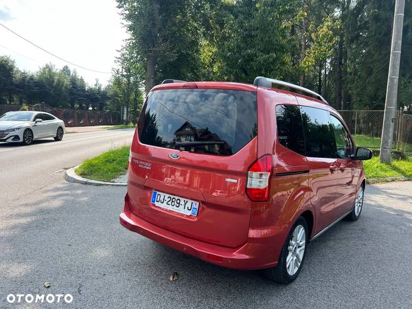 Ford Tourneo Courier 1.0 EcoBoost S&S Ambiente - 2