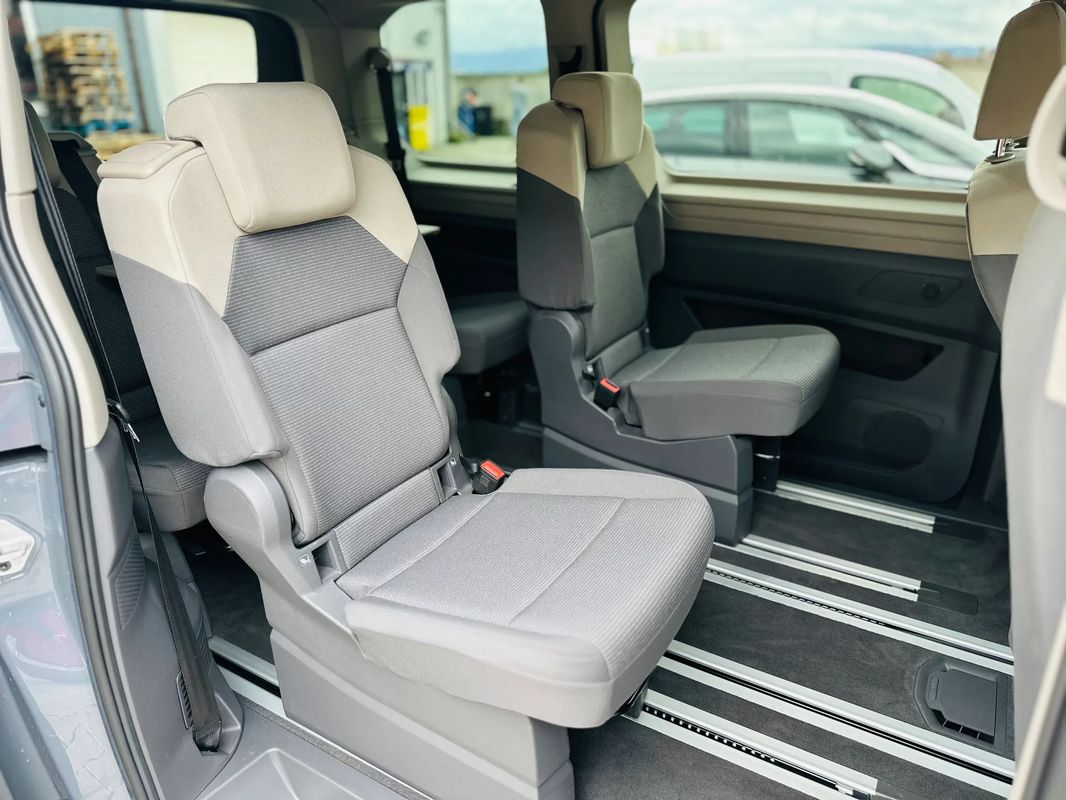 Volkswagen Multivan 2.0 TDI DSG 110KW - 28