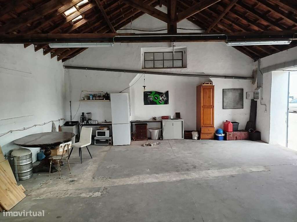 Armazém para arrendar em Pero Pinheiro - Sintra - Grande imagem: 2/3