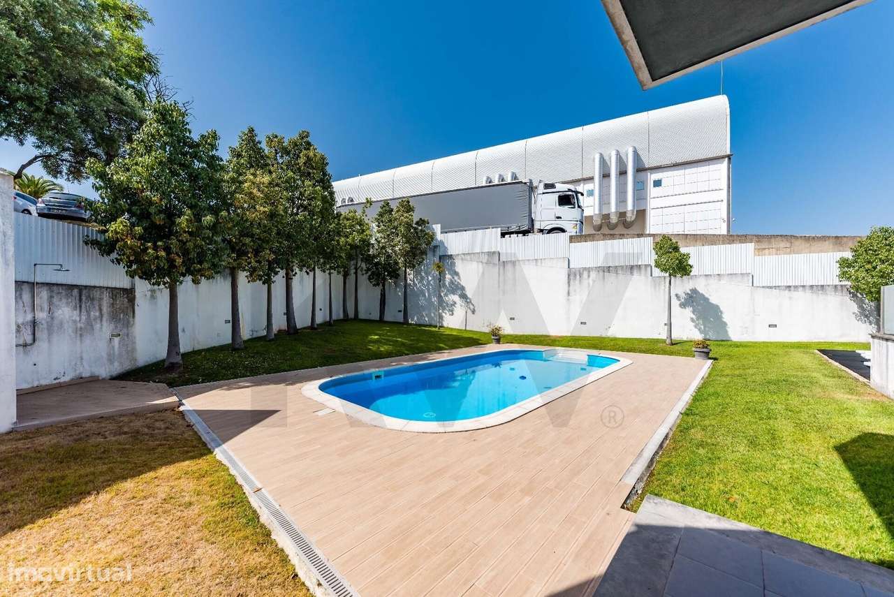 Apart T3 -  Condomínio fechado - Varandas - Piscina - Box para 3 viatu-37