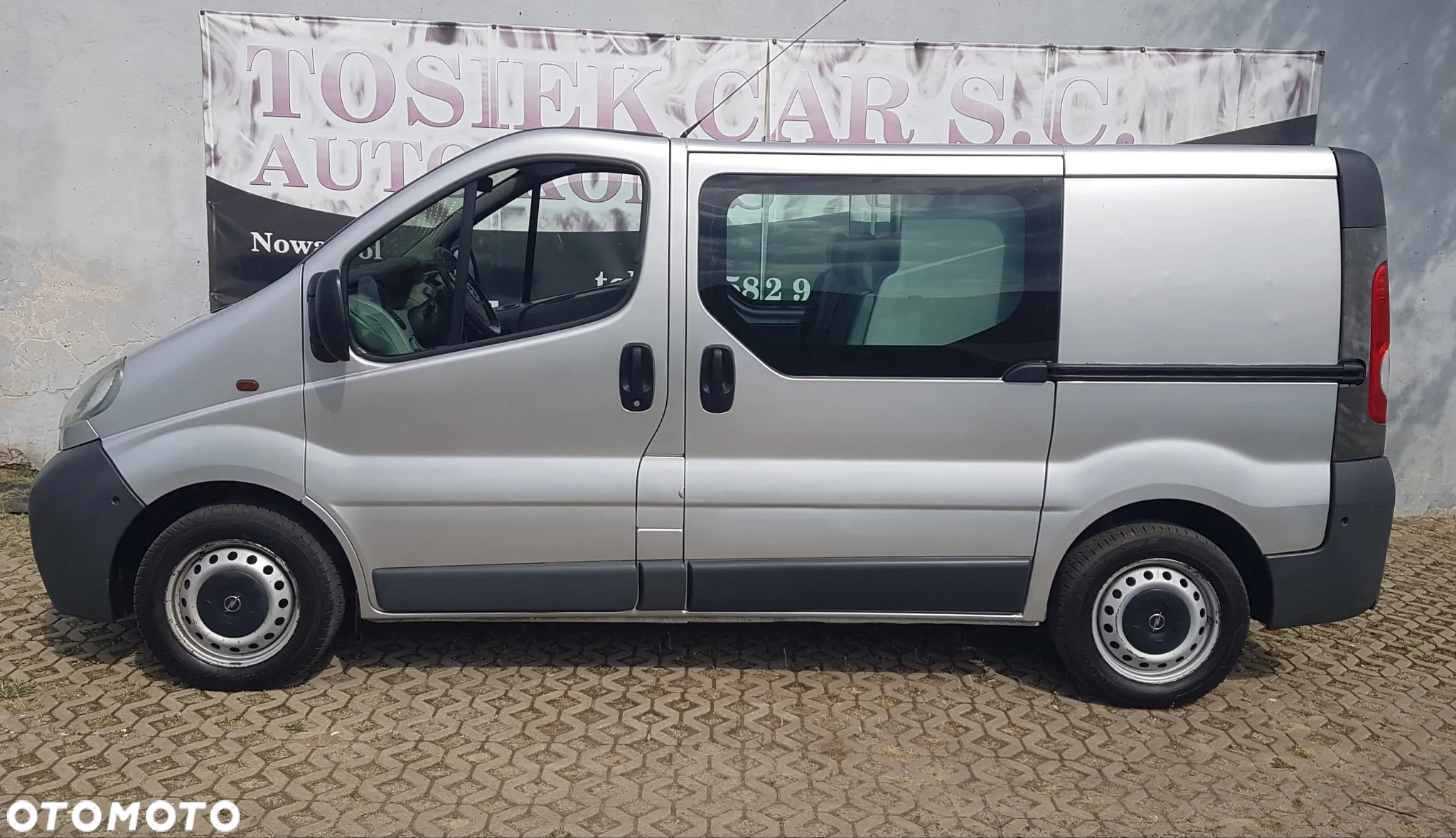 Opel Vivaro 1.9Dci 100km - 10