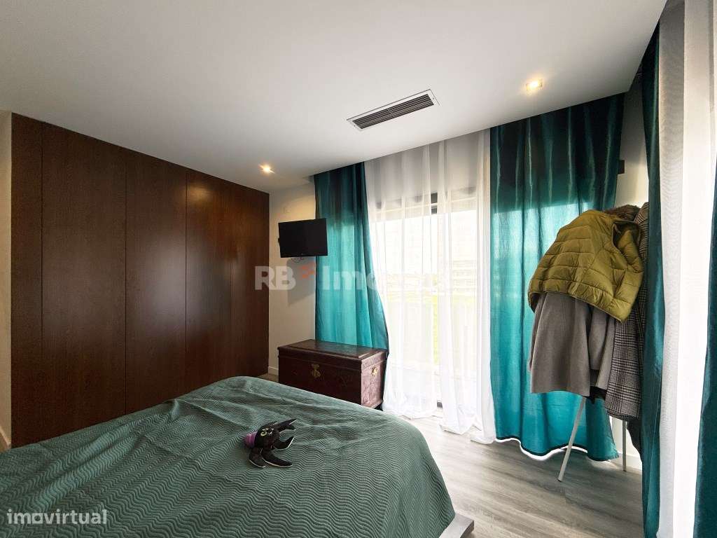 Apartamento T3 em condomínio privado com piscina-16