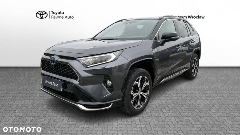 Toyota RAV4 - 1