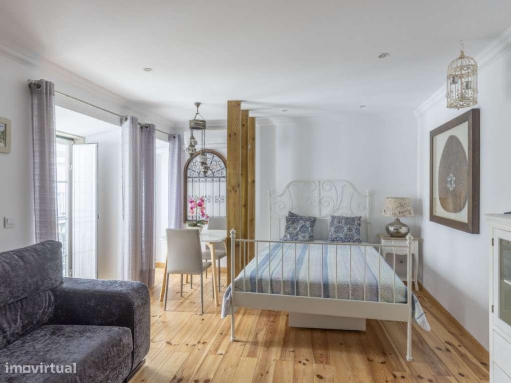 Estúdio em Santa Maria Maior - mobilado e renovado - Grande imagem: 3/15