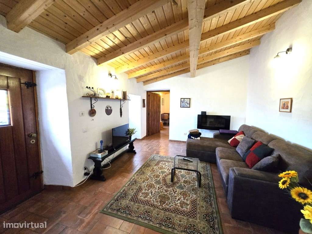 Simpática Moradia T2 com Quintal no Alandroal - Grande imagem: 5/20