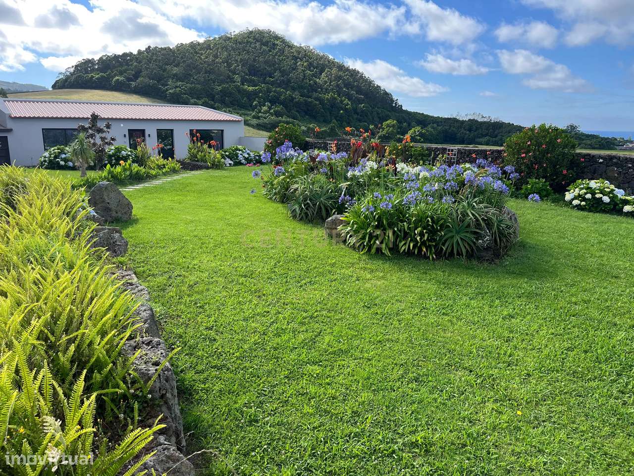 Uma residência excepcional no Pico da Pedra, Ribeira Grande-39