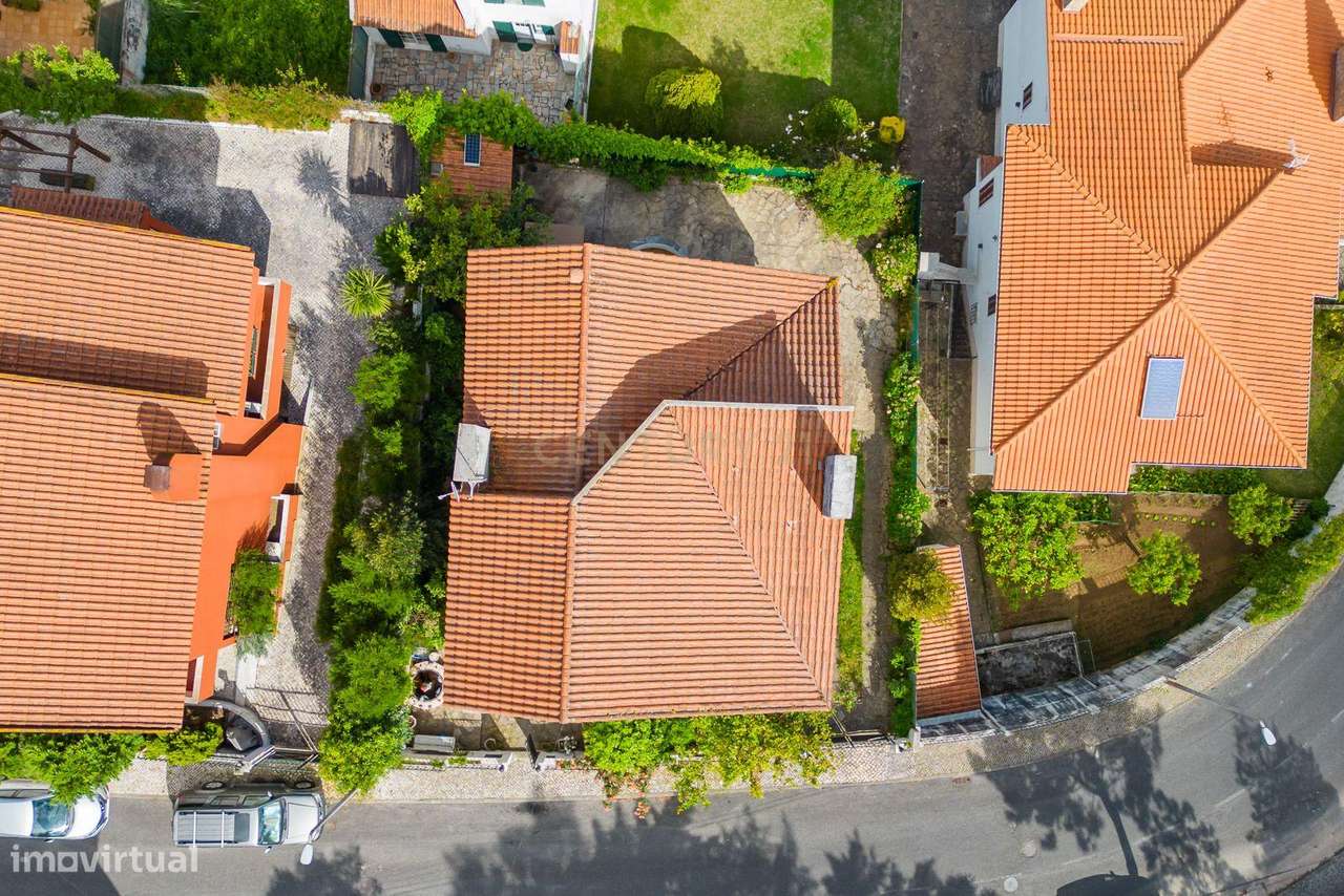 Sintra moradia T5,  lote com 360m2, garagem 65m2-46