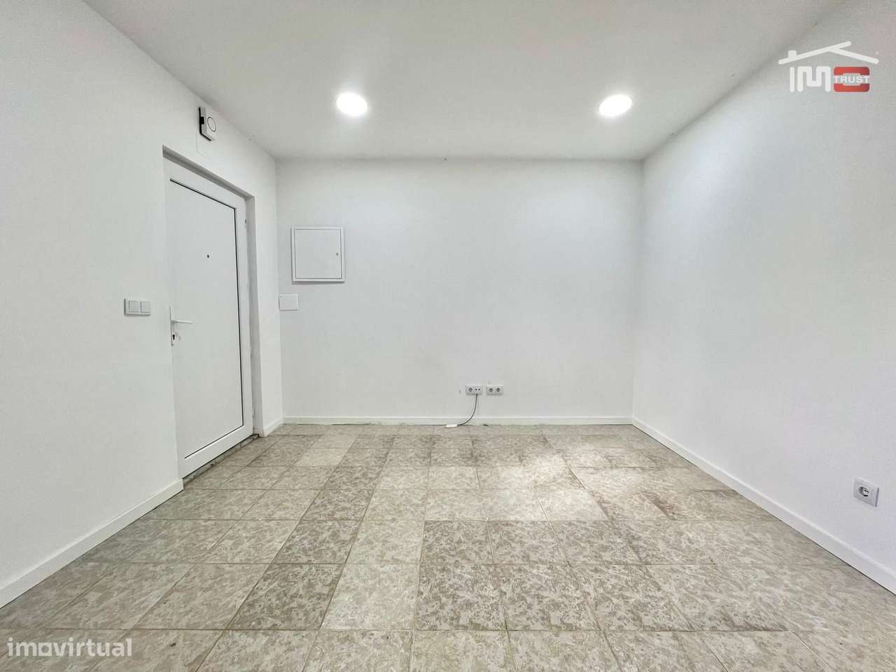 Apartamento T2 Fernão Ferro - Coz. Equipada, R/ch Renovado - Grande imagem: 5/17
