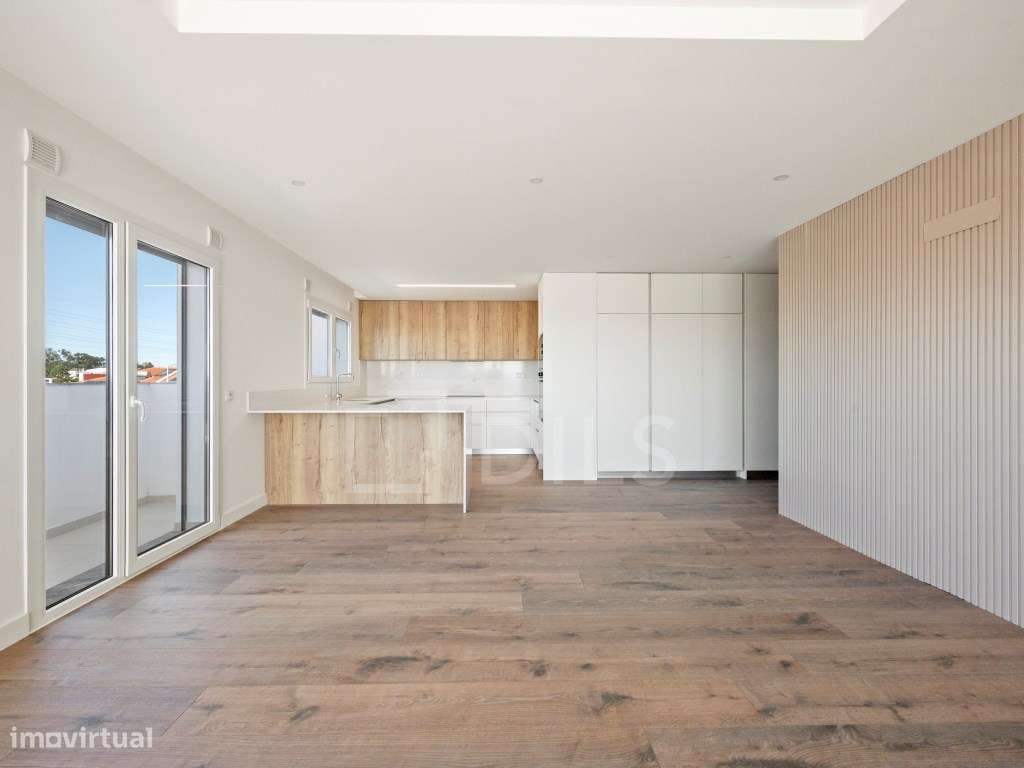 Apartamento T3 com varanda em Almada - Grande imagem: 3/44