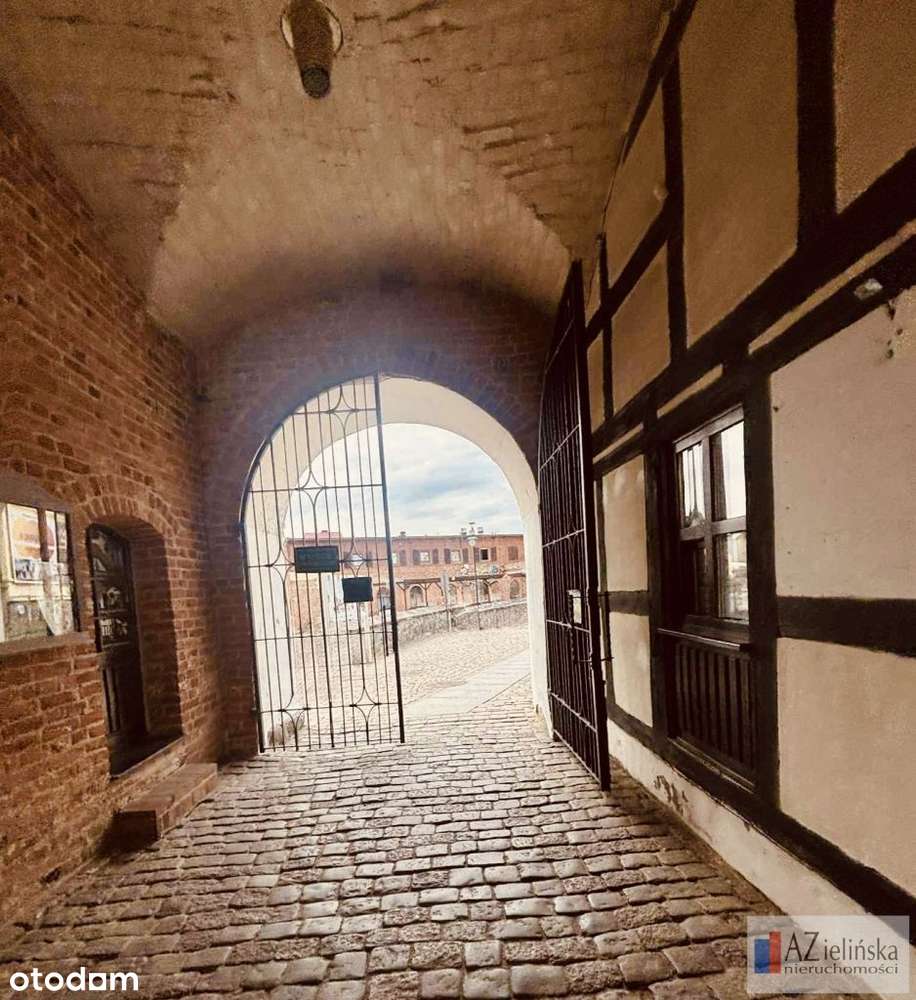 Centrum Darłowa Zabytkowy Stary Spichlerz-6