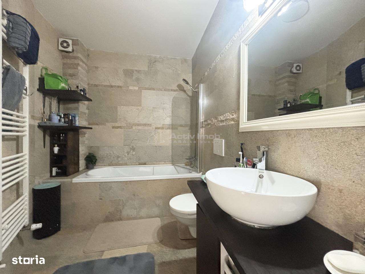 Refugiu urban cu personalitate – Casa cu mansarda si crama amenajata --12