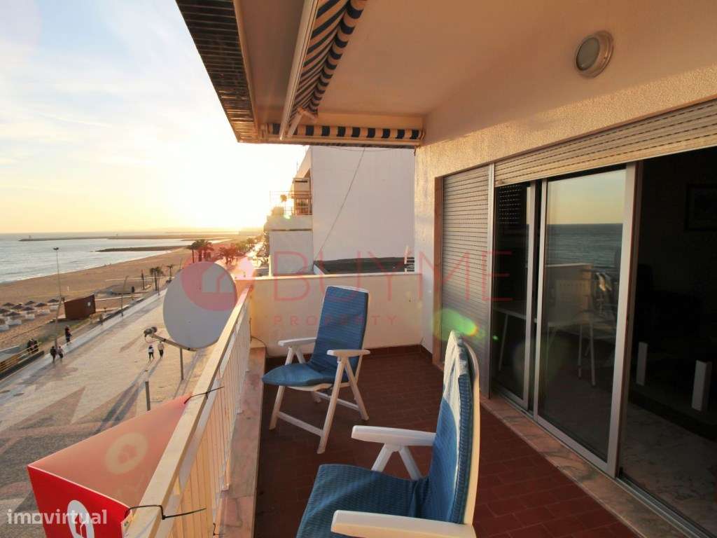 Apartamento T3 em Primeira Linha da Praia de Quarteira - Grande imagem: 2/9
