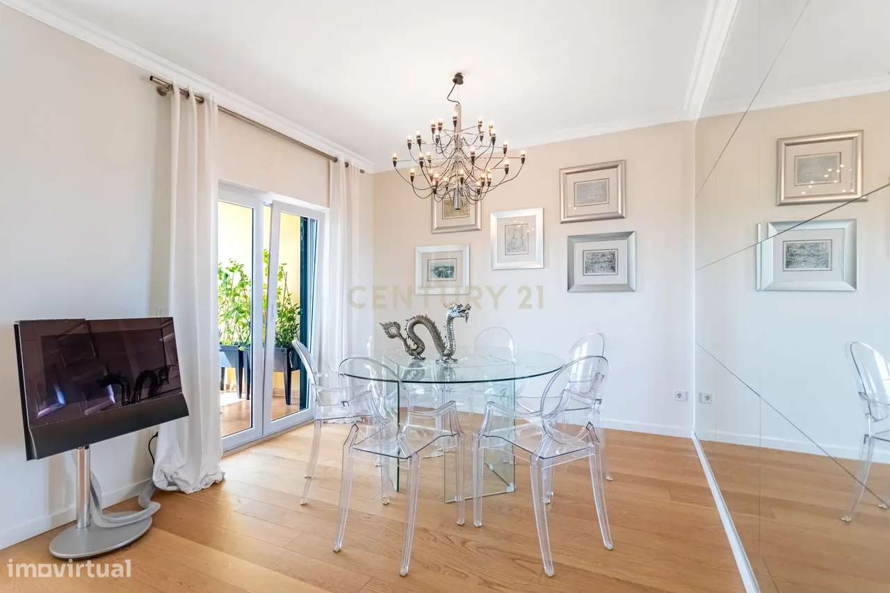 Apartamento T2 118 m2 com varanda e parqueamento - Quinta da Beloura-12