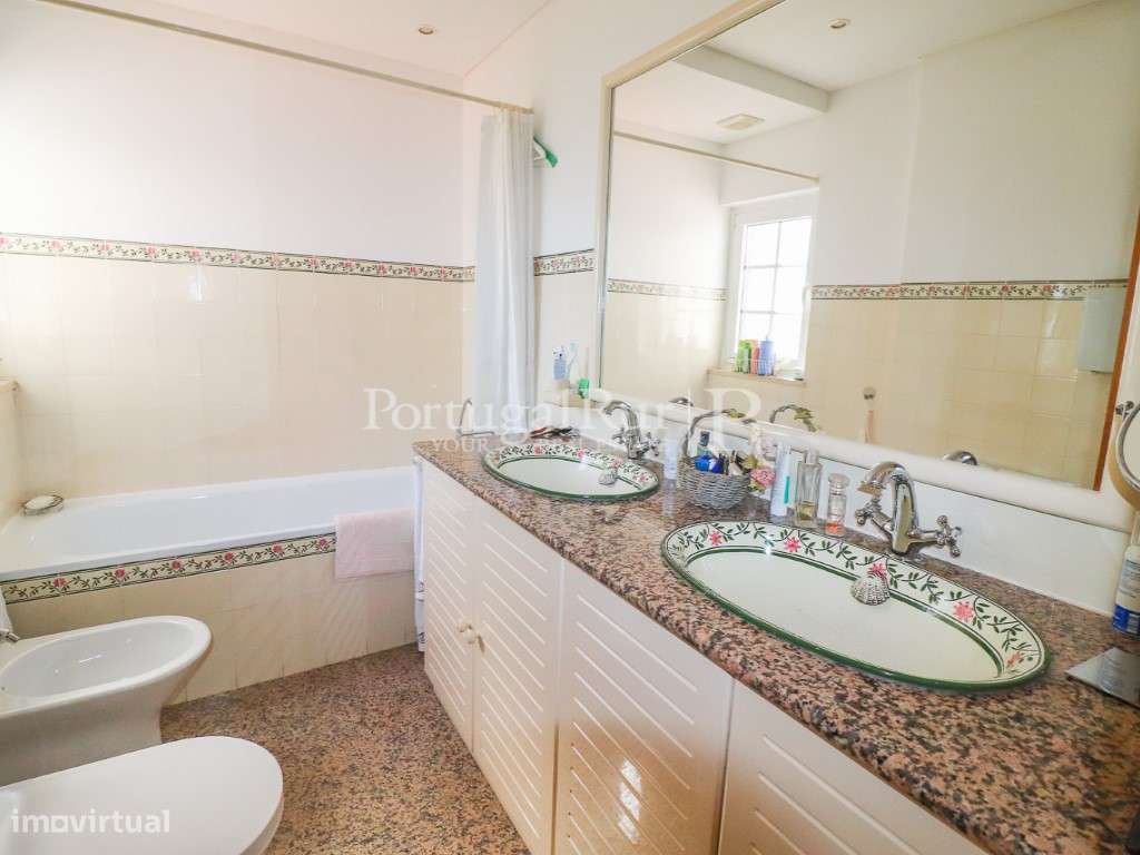 Quintinha com várias habitações em Vila Franca de Xira-24