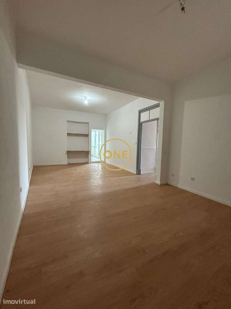 Excelente Moradia T5 em Salvaterra de Magos-12