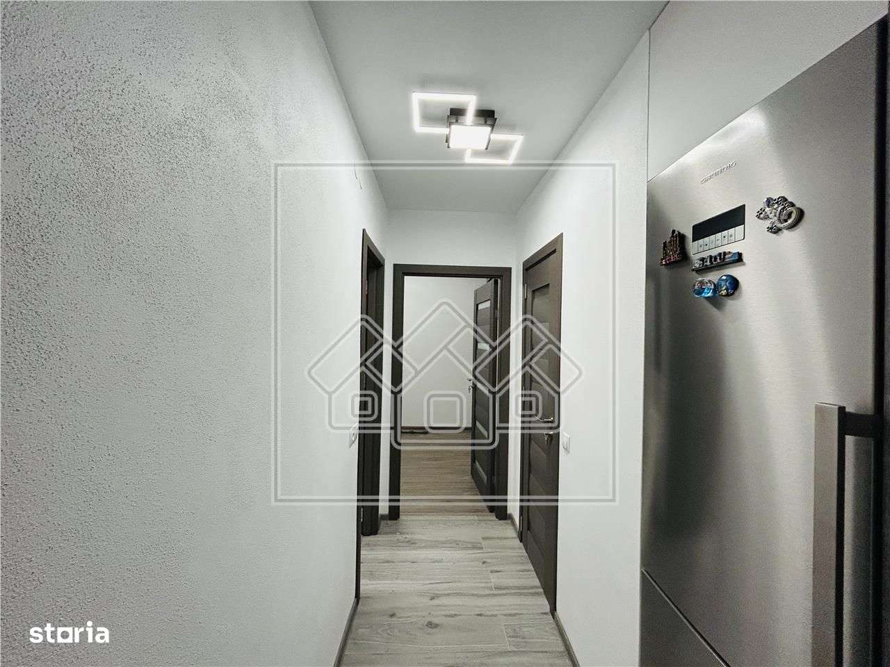 Ap decomandat, la cheie, 55 mp utili + balcon, Cisnadie-10