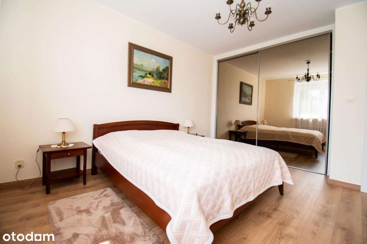 Bardzo zadbany, z dużym garażem, bez prowizji-17