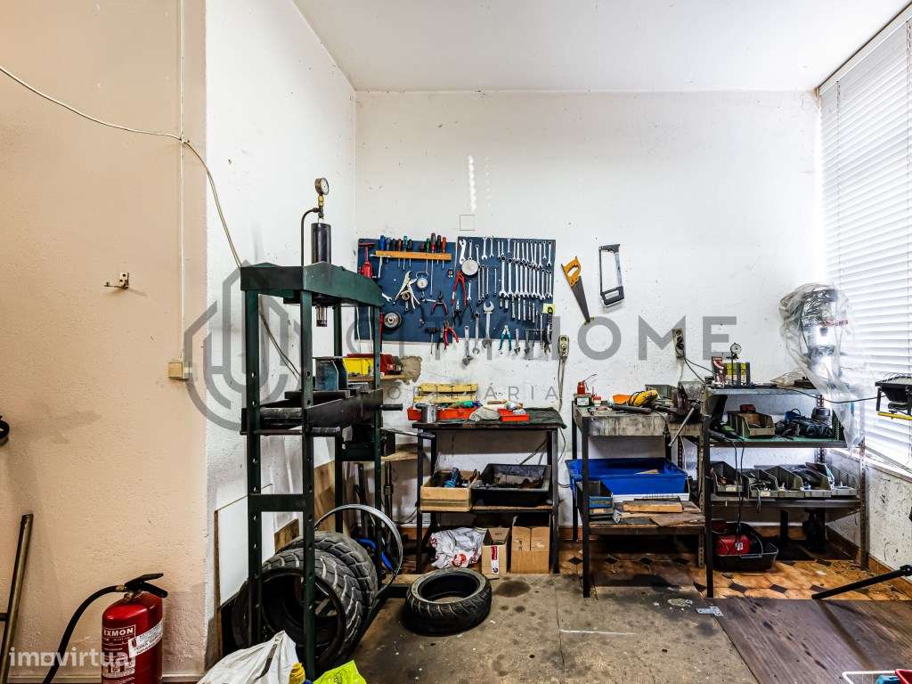 Espaço Comercial no centro de Lagoa-13