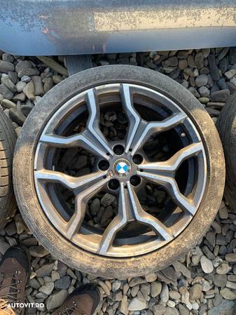 Jante originale de BMW X1/X2 pe 19 cu cauciucuri de vara - 7