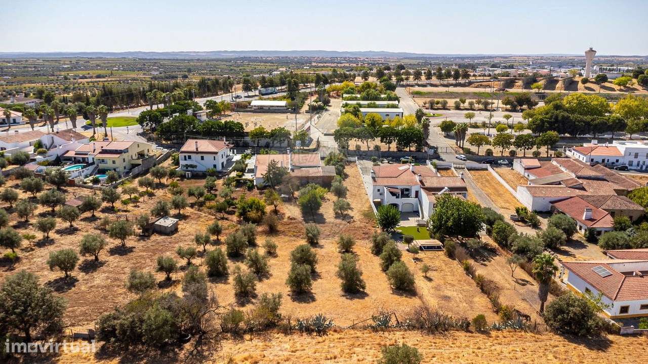 Moradia T4 para venda - Grande imagem: 2/38